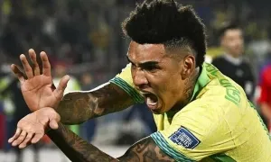 Các tân binh giúp Brazil vượt ải Chile